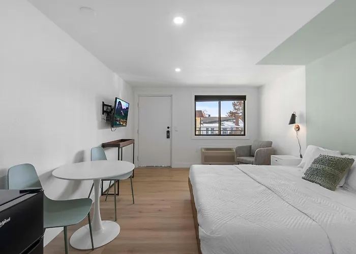 Cashmere Inn